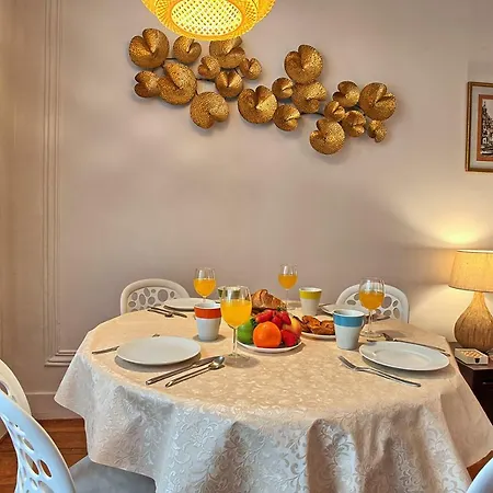 Localtraveling Historic Center Travessa Apartman *